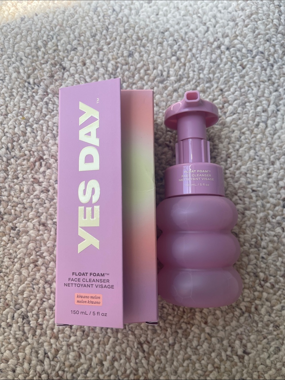 Float Foam Face Cleanser - Pink
